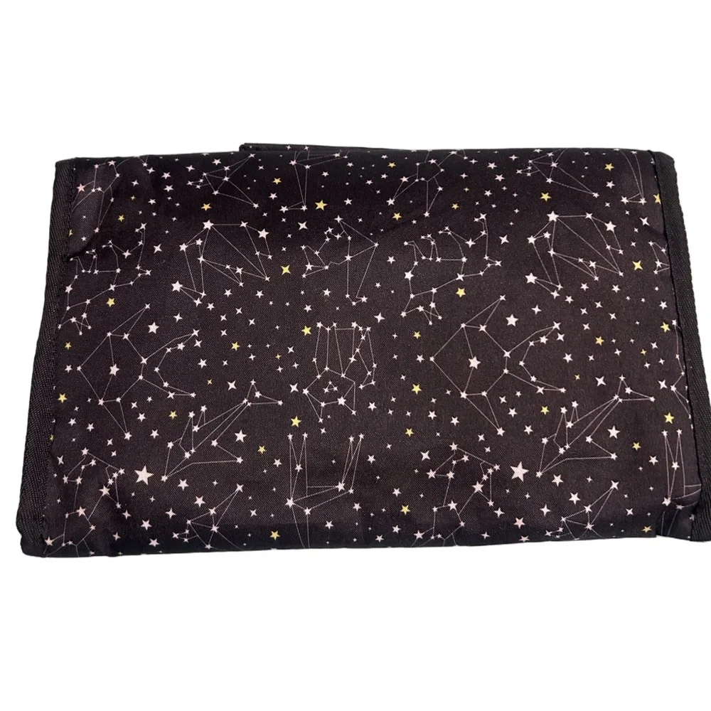 Benicci Portable Diaper Changing Pad - Constellation Bear Print